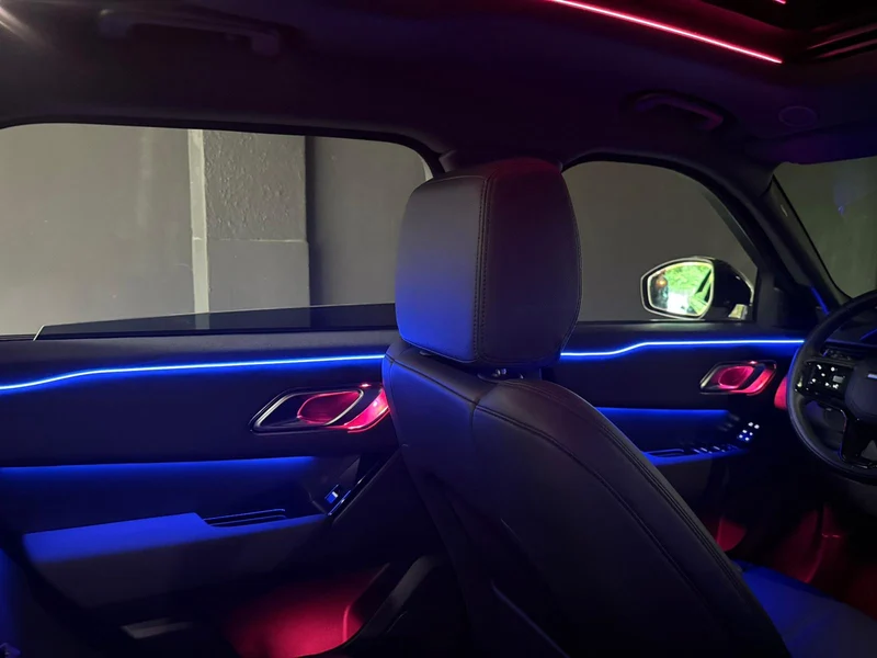 Ambientebeleuchtung für Range Rover Velar inkl. Einbau (Nachrüstung)