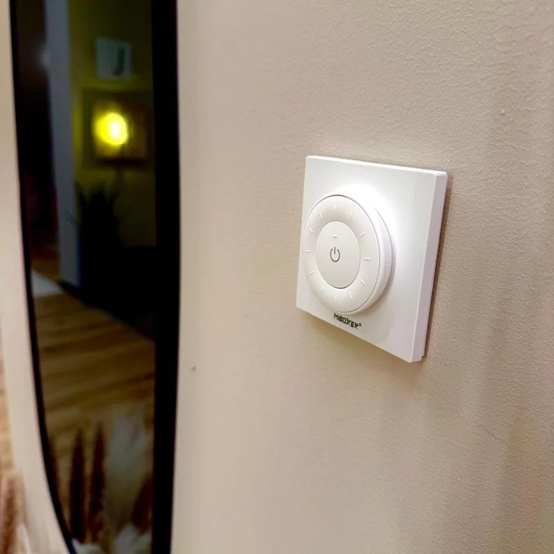 s.luce Smart-Dim-Set 12/24V mit Fernbedienung inkl. Einbau