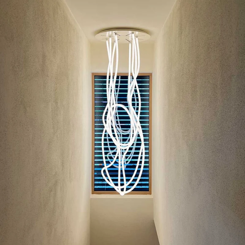 s.luce Arion organische LED Galerieleuchte XXL Licht-Schlauch Warmweiß