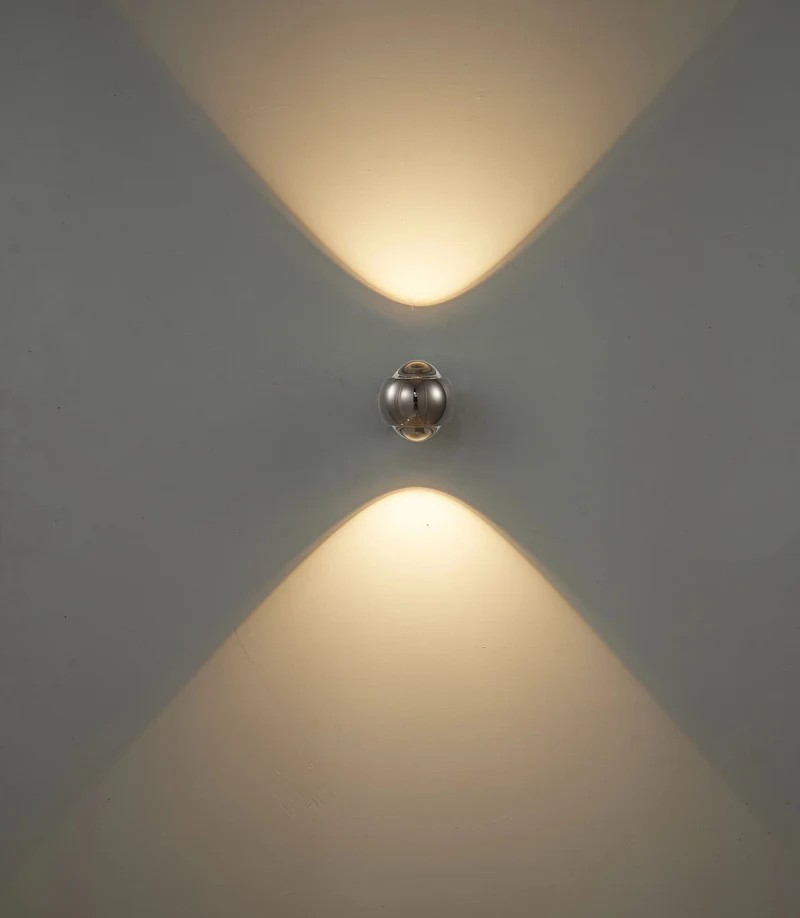 Schwenkbare Wandleuchte Up & Down | Convexum