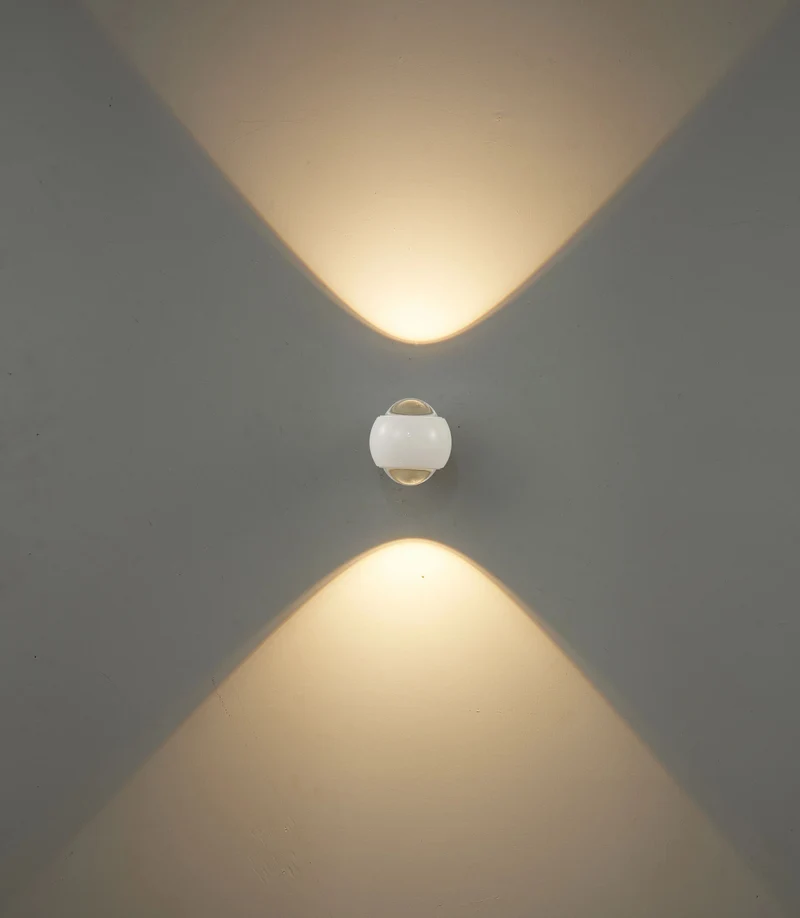 Schwenkbare Wandleuchte Up & Down | Convexum