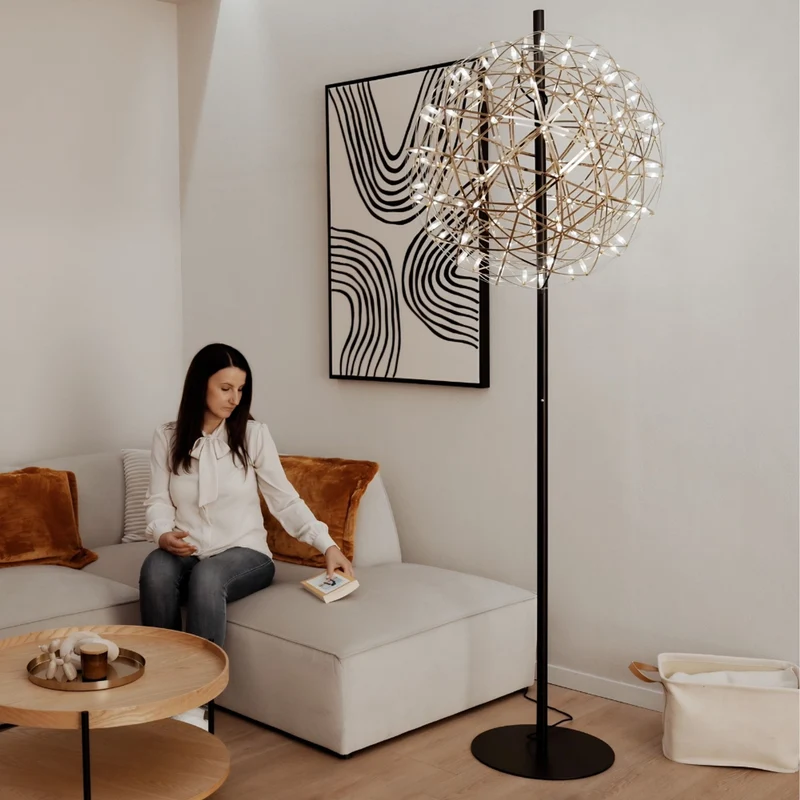 s.luce Atom LED-Stehleuchte aus Metall mit Touchdimmer
