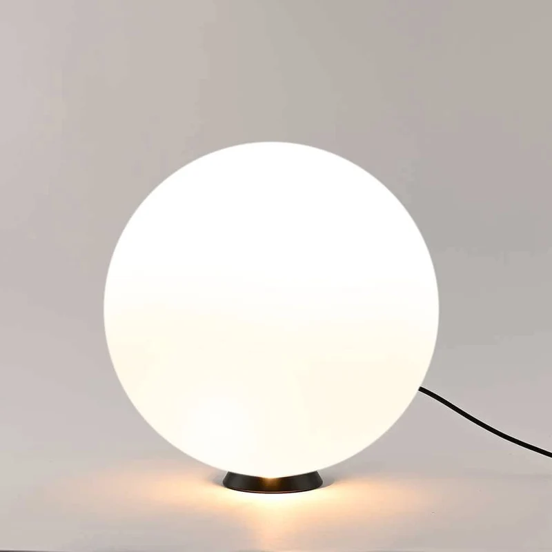 s.luce Orb Glaskugel Tischlampe