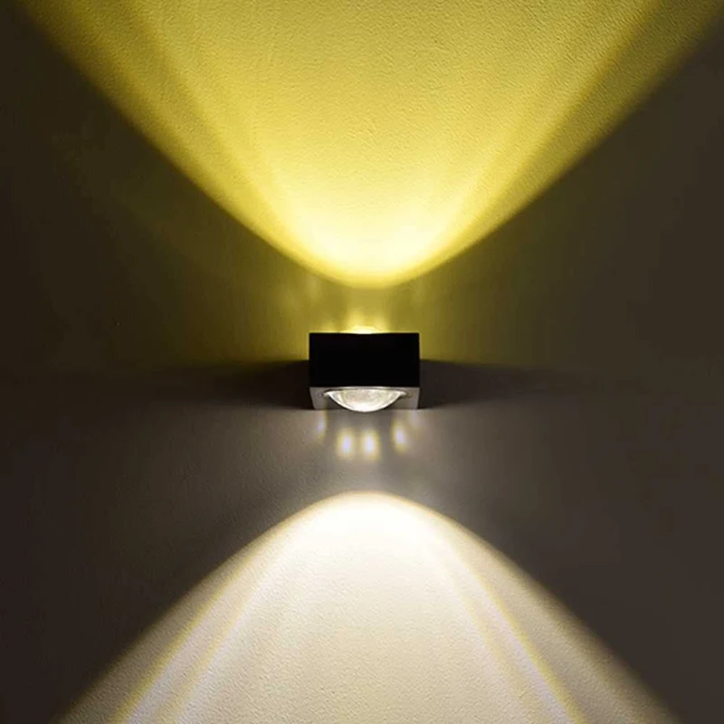 s.luce Beam X moderne Wandleuchte Up & Down eckig