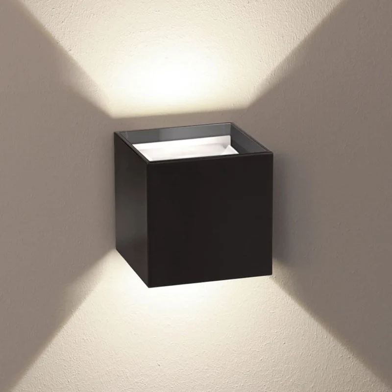 s.luce Ixa LED Wandlampe verstellbare Winkel Innen & Außen IP44
