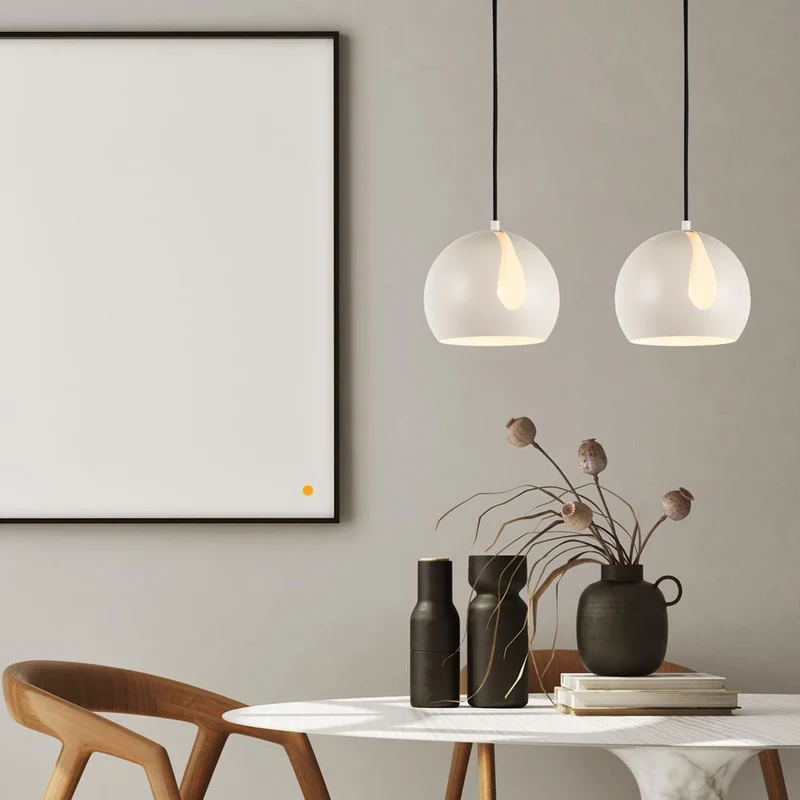 s.luce Ball Metall Pendelleuchte mit drehbarem tauschbaren Schirm