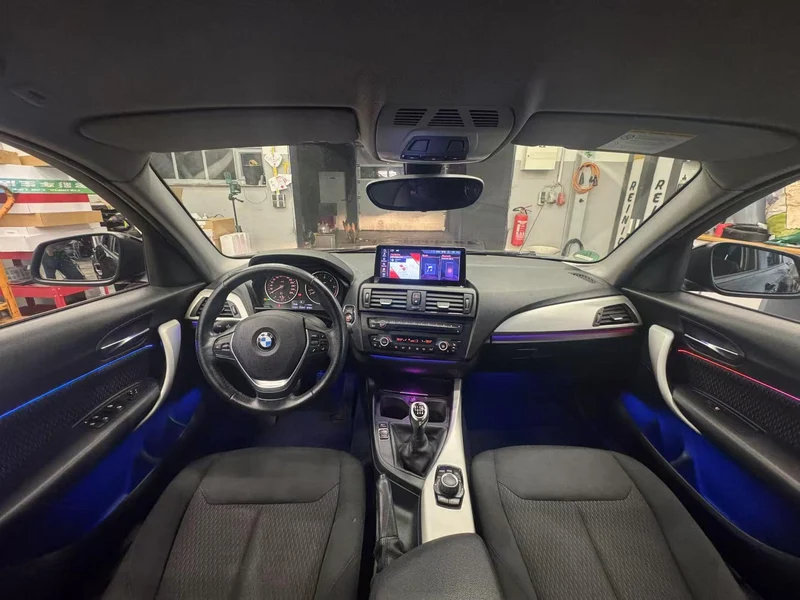 Ambientebeleuchtung für BMW 1er (F20 F21) inkl. Einbau (Nachrüstung)