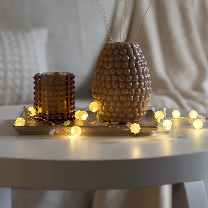 Konstsmide LED-Dekolichterkette Blätter und Früchte, 20 warmweiße LEDs, 6h Timer, batteriebetrieben