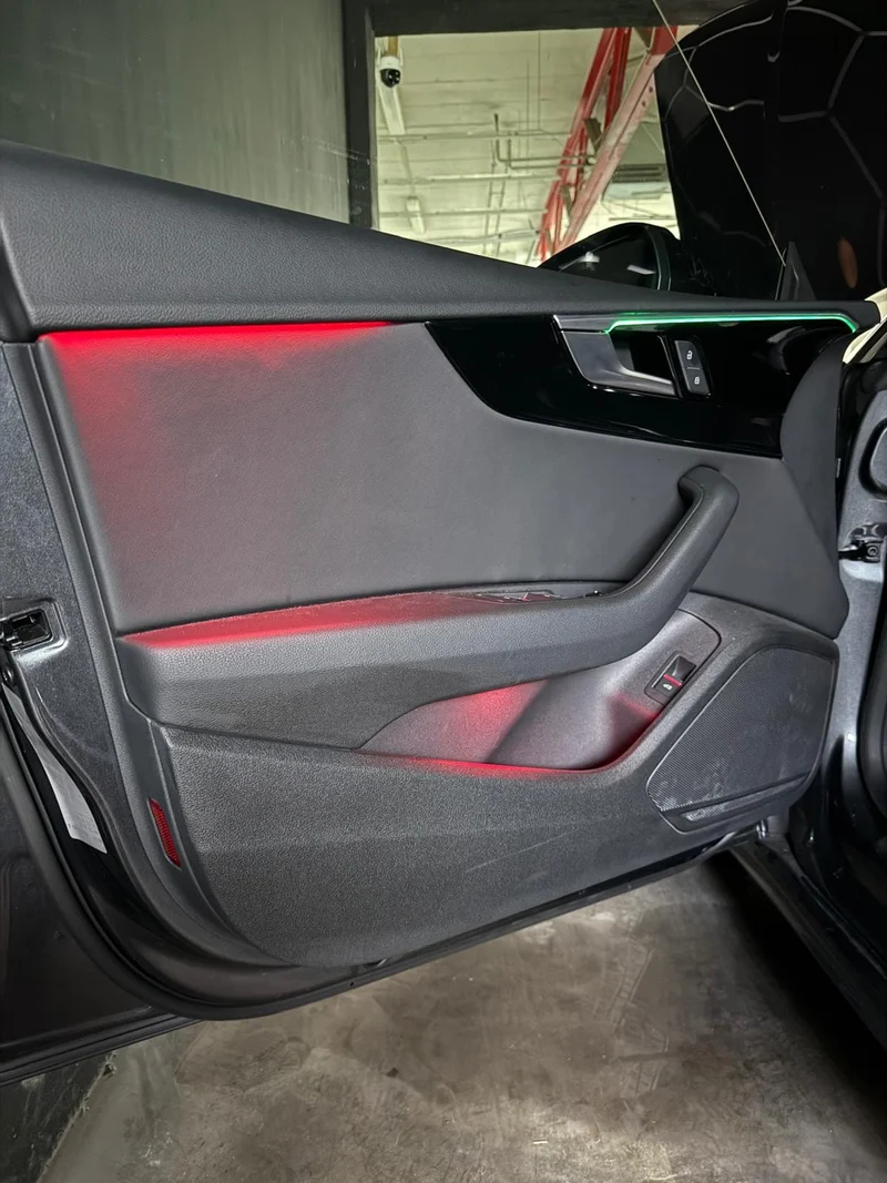 Ambientebeleuchtung für Audi A5 S5 RS5 (B9/F5) inkl. Einbau (Nachrüstung)