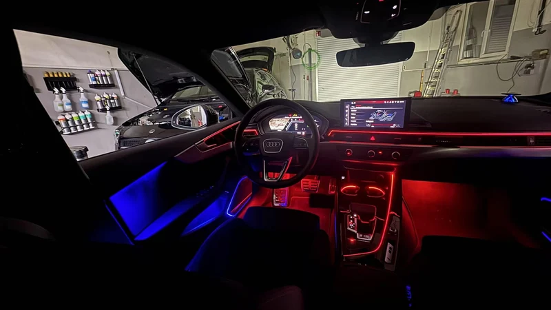 Ambientebeleuchtung für Audi A5 S5 RS5 (B9/F5) inkl. Einbau (Nachrüstung)