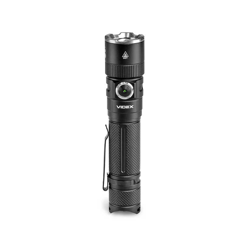 LED-Taschenlampe | Wiederaufladbar | 20W | 1500 Lumen | 5000kHz | IP67 | mit Zoomfunktion