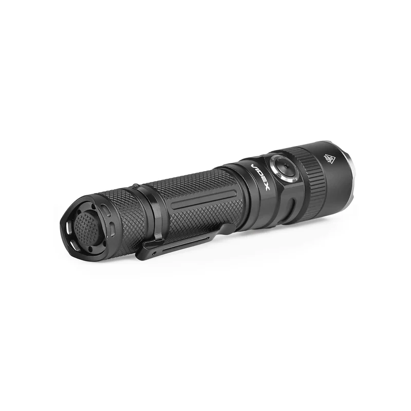 LED-Taschenlampe | Wiederaufladbar | 20W | 1500 Lumen | 5000kHz | IP67 | mit Zoomfunktion