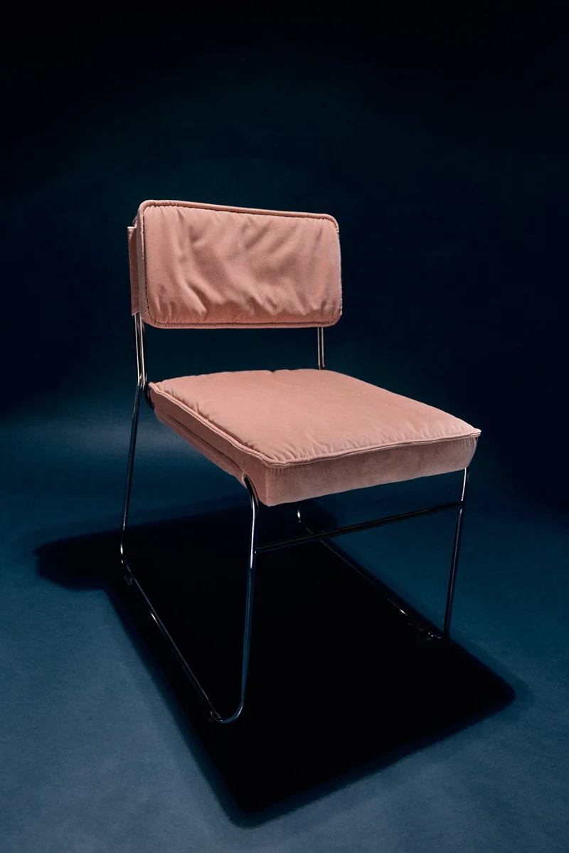 Endless dining chair: velvet, lychee pink