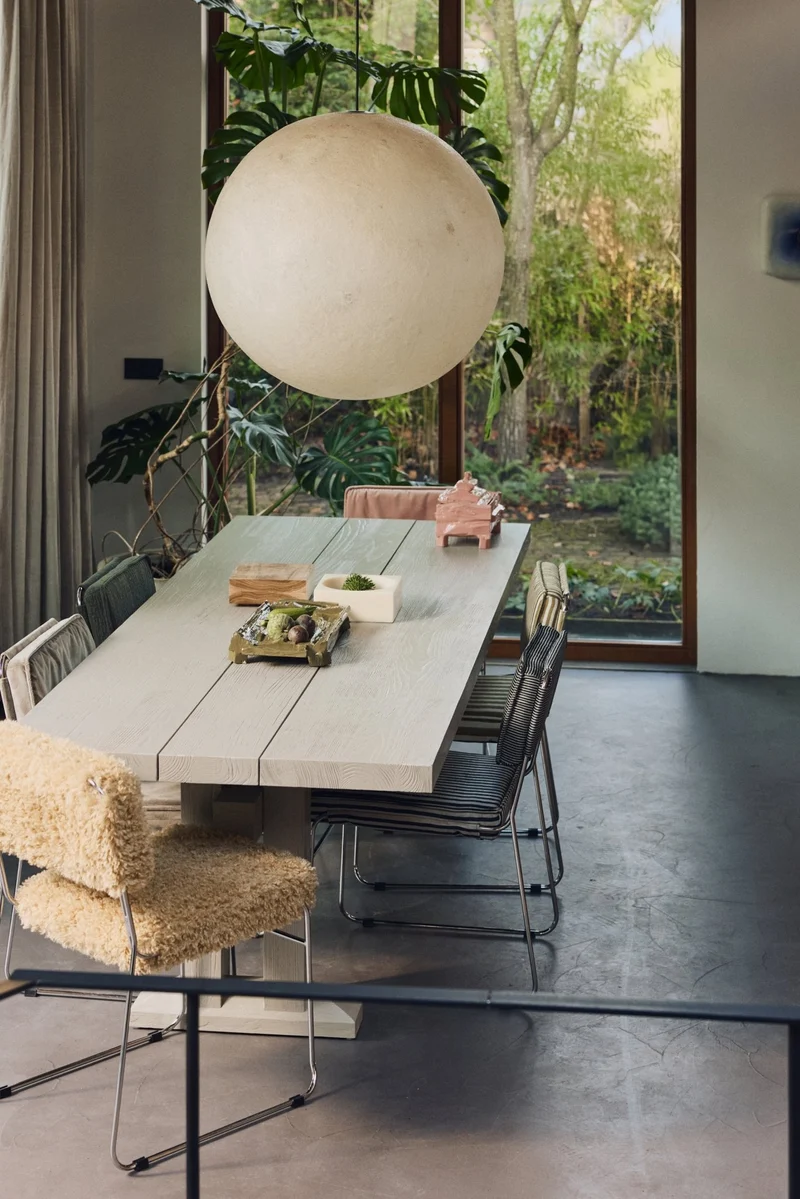 Endless dining chair: velvet, lychee pink