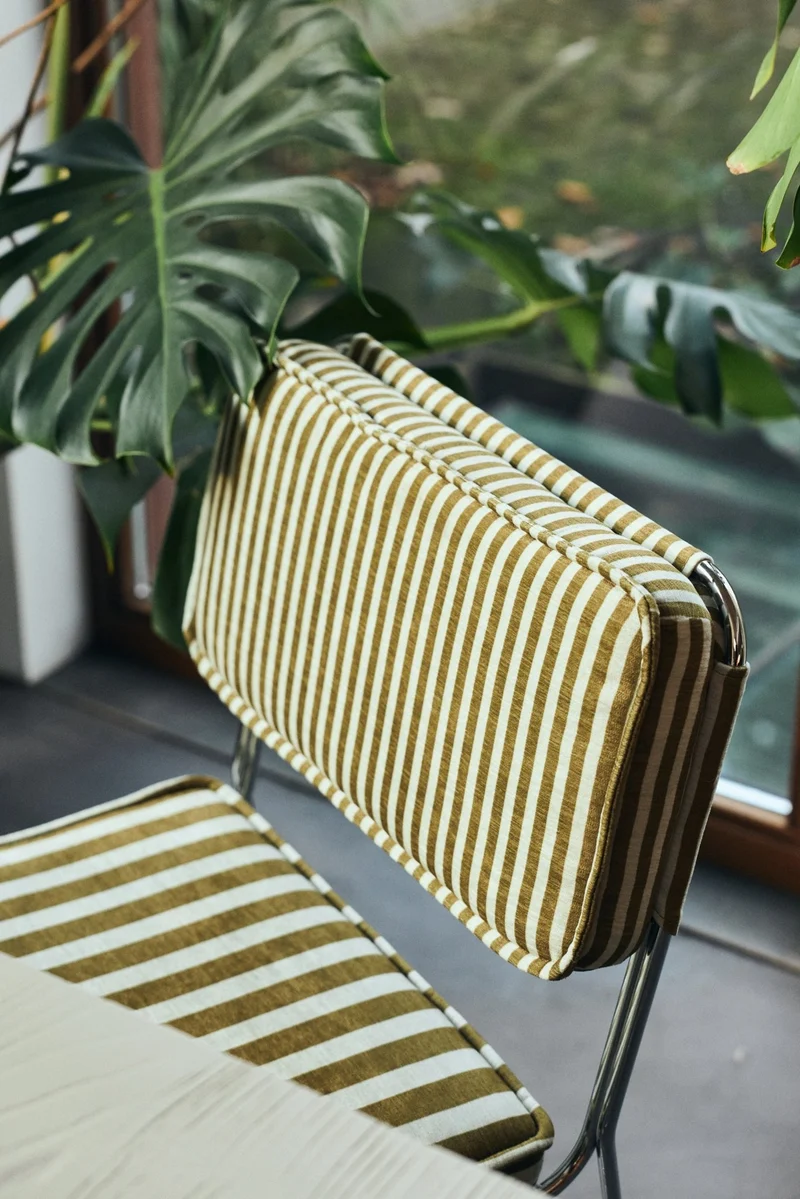 Endless dining chair: stripe, sunflower