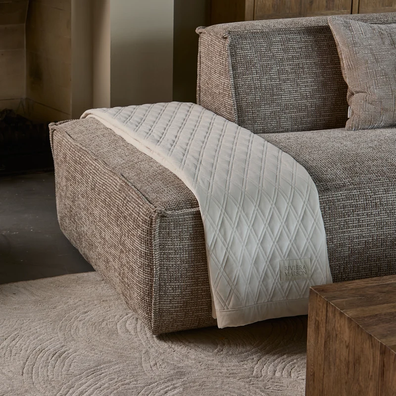 Macon Quilted Throw 180x130cm