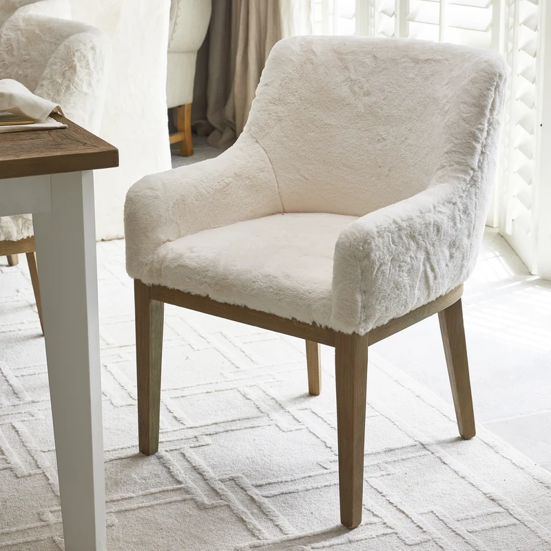 Riviera Maison Esszimmerstuhl Whistler – Armlehnenstuhl Faux Fur Snow