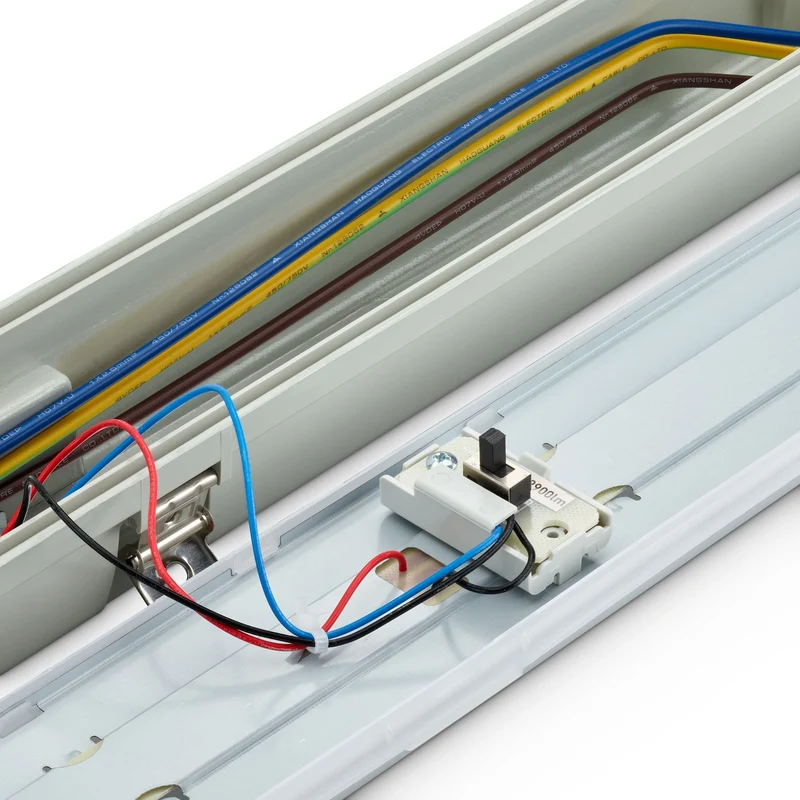 Philips Ledinaire | LED-Lichtleiste | 120 cm | 42 W | 4000 K – Naturweiß (840) | IP65 | Nicht dimmbar | Durchgangsverdrahtung möglich