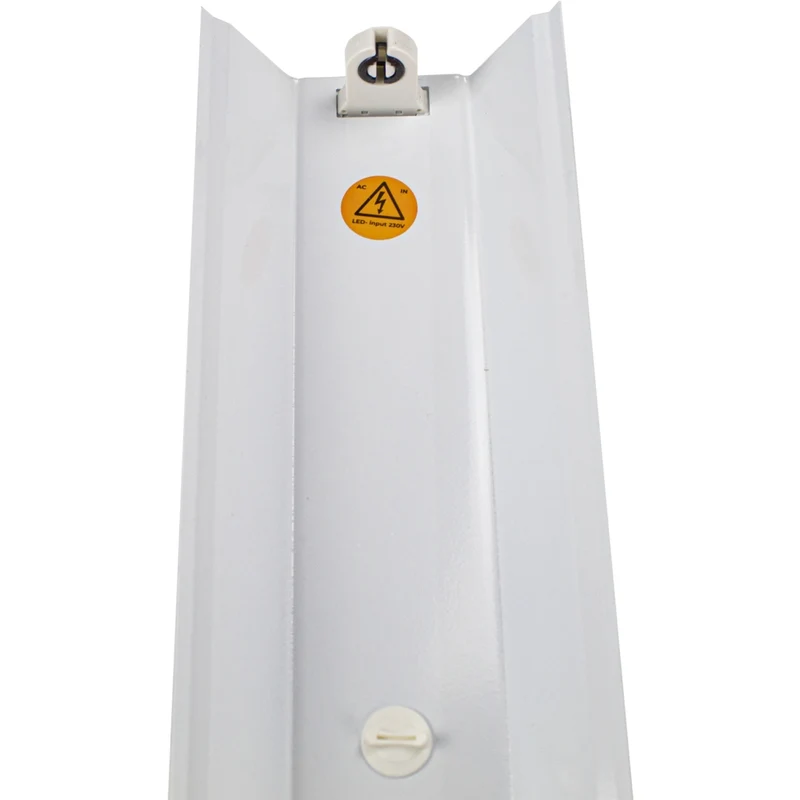 LED-Leuchtstofflampe 150 cm (einzeln) mit Reflektor