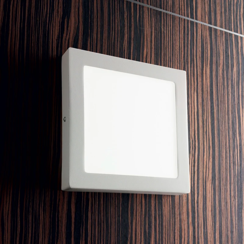 LED Aufbau-Downlight quadratisch | 18W | 227x227mm | CCT – 3 Lichtfarben