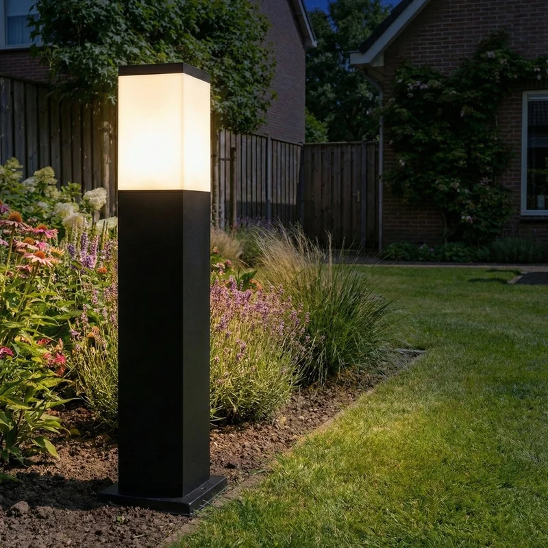 Moderne stehende Außenleuchte schwarz 65 cm IP44 | Hawaii