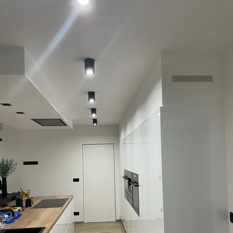 Aufbauspotleuchte schwarz | 85 x 115 mm | Neigbar | Rund | GU10-Fassung