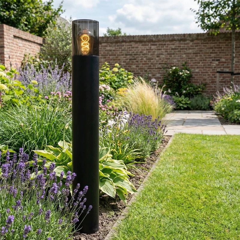 LED Garden Post - Stehende Außenleuchte mit Rauchglas | 80cm | Schwarz | IP54 – KALI
