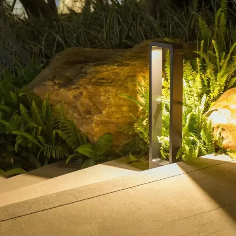 LED Garden Post - Stehende Außenleuchte | 7 Watt | 40cm | Schwarz | IP65 | 3000K - Warmweiß | BALI