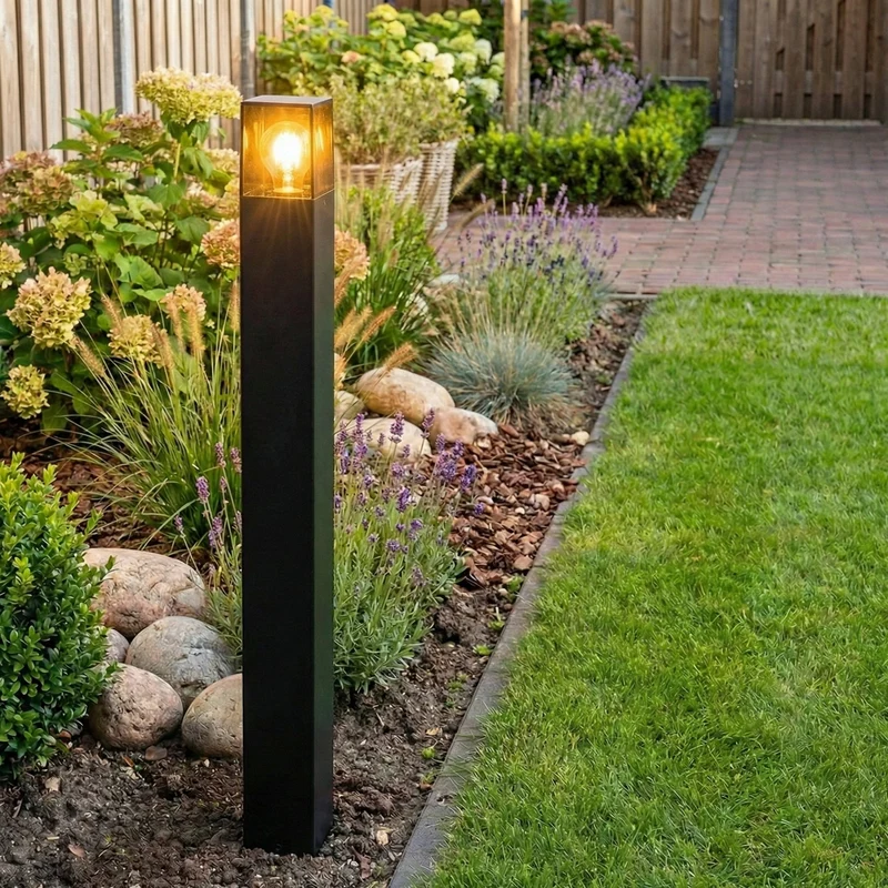 LED Garden Post - Stehende Außenleuchte mit Rauchglas | 80cm | Schwarz | IP44 – Denver