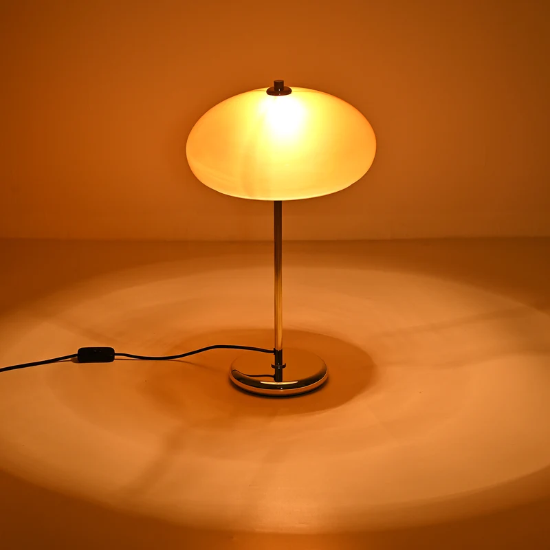 LIVMORE Art Deco Stil -Pendelleuchte mit Glasschirm, E27 Fassung, 1,5 m Kabel, 30 x 50,2 cm, Grün