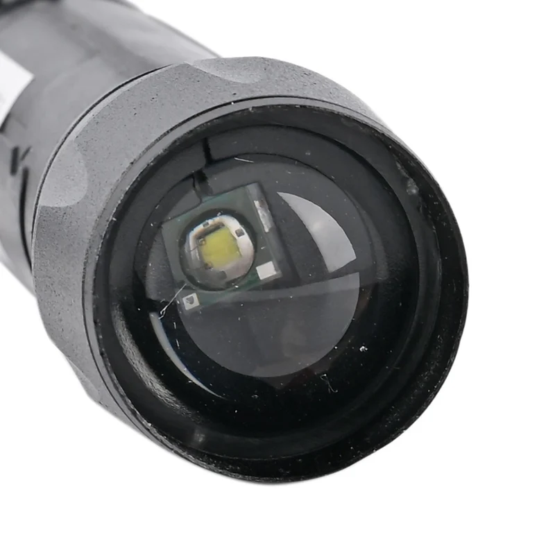 2-in-1 LED-Taschenlampe, wiederaufladbar mit COB-Licht: Drei Modi, Zoom, wasserdicht, rutschfest. 1200mAh Akku, USB-C. 9,5x10,2x2,8 cm