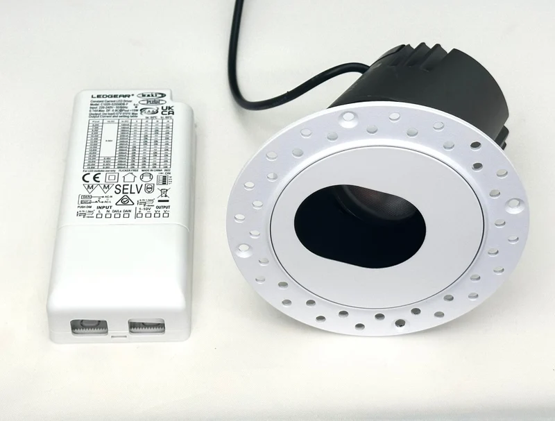 LED Einbaustrahler "Cora", 15W, 2700K, CRI>90, IP20