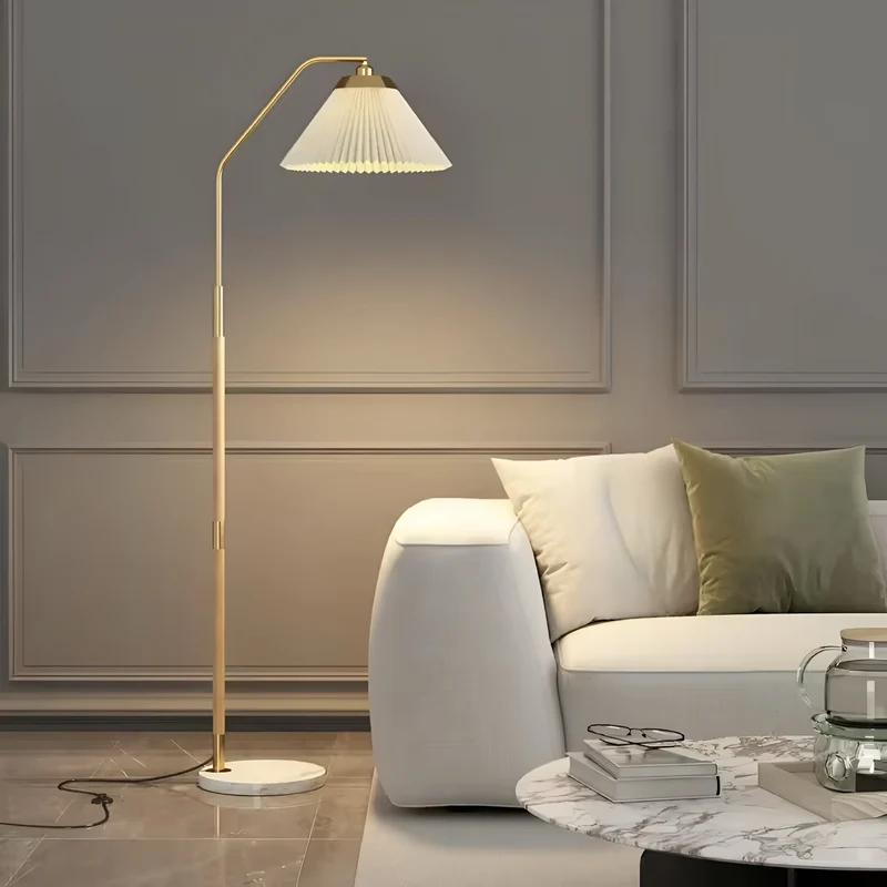 Stehlampe Vela Studio