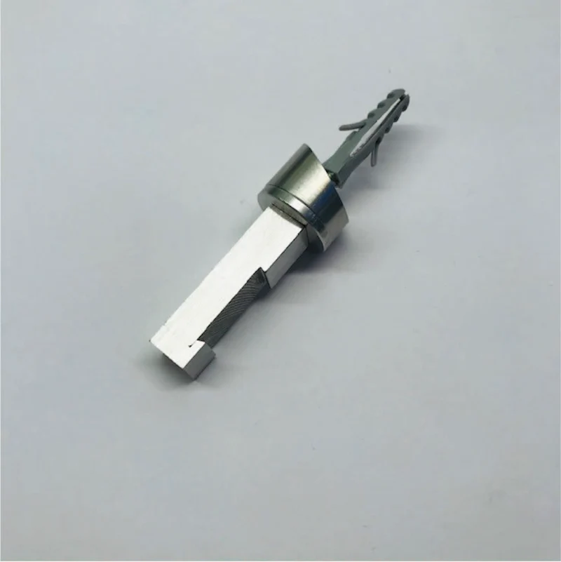 Axana Line Halter hochkant (schräg)