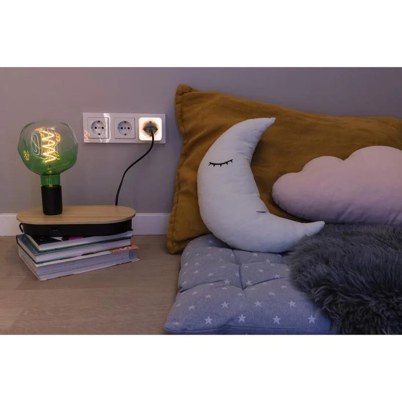 OSRAM Wifi SMART+ NIGHTLIGHT Plug EU Funksteckdose & Nachtlicht Weiß