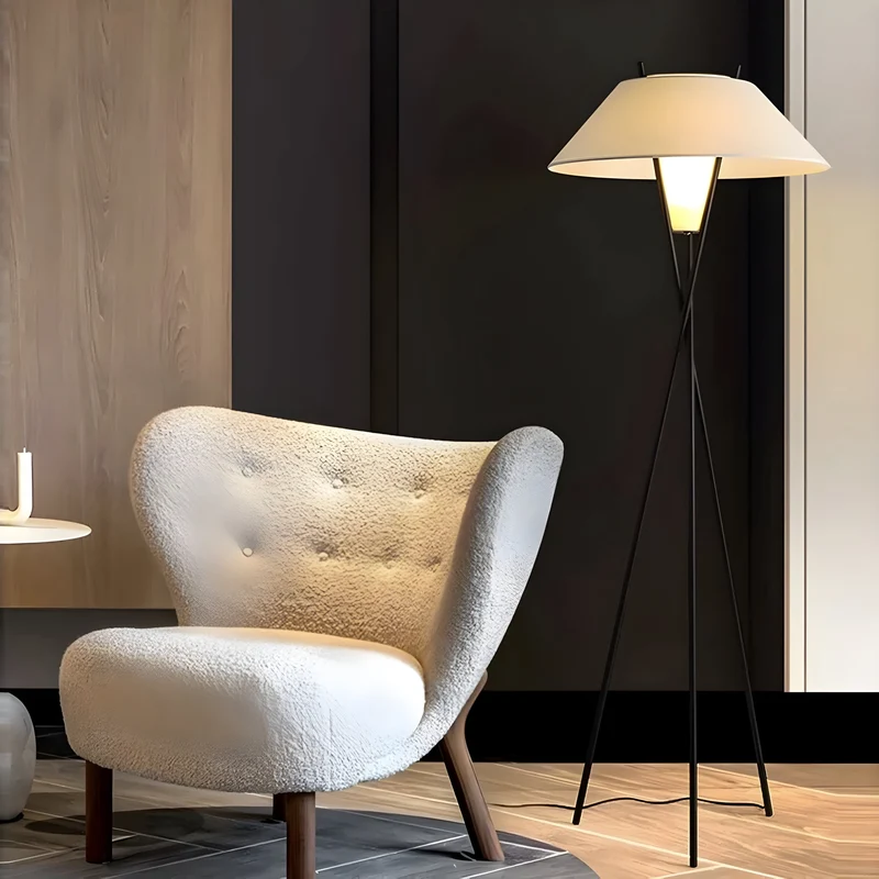 Designer Stehlampe Japandi