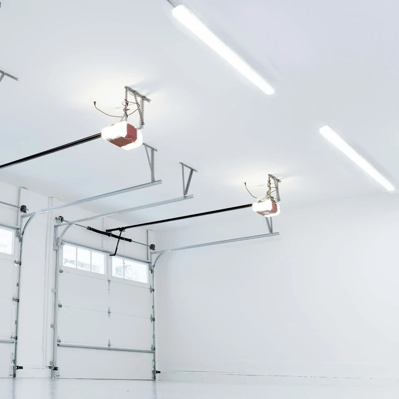 Engel Ventura – LED-Feuchtraumwannenleuchte IP65