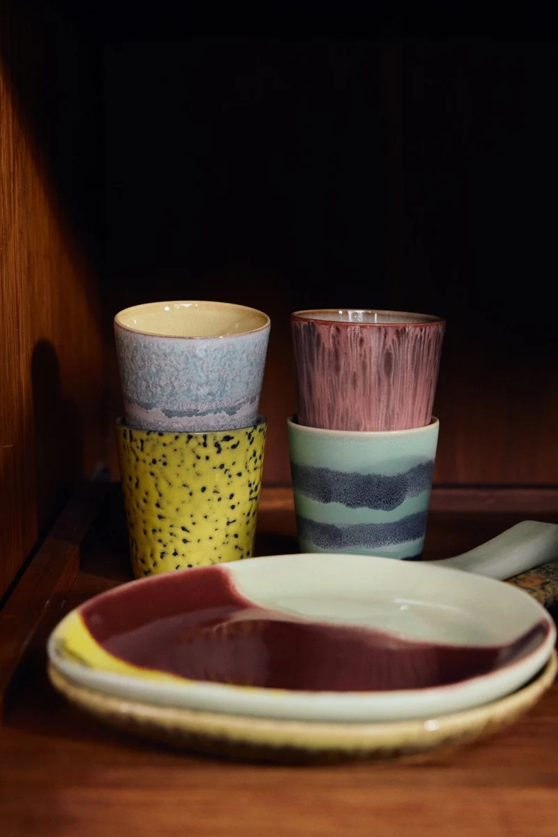 70's Ceramics: Caffee Tasse, rhubarb