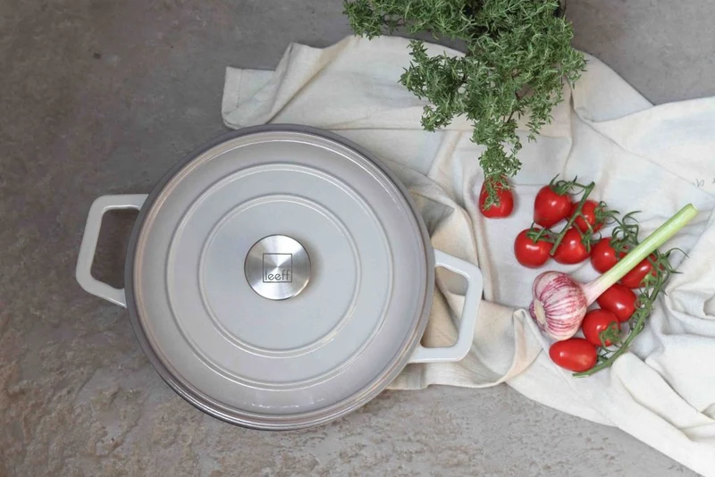 Leeff Cast iron pan/ Braadpan