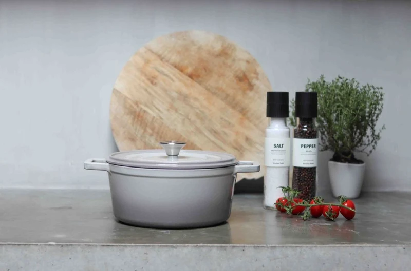 Leeff Cast iron pan/ Braadpan