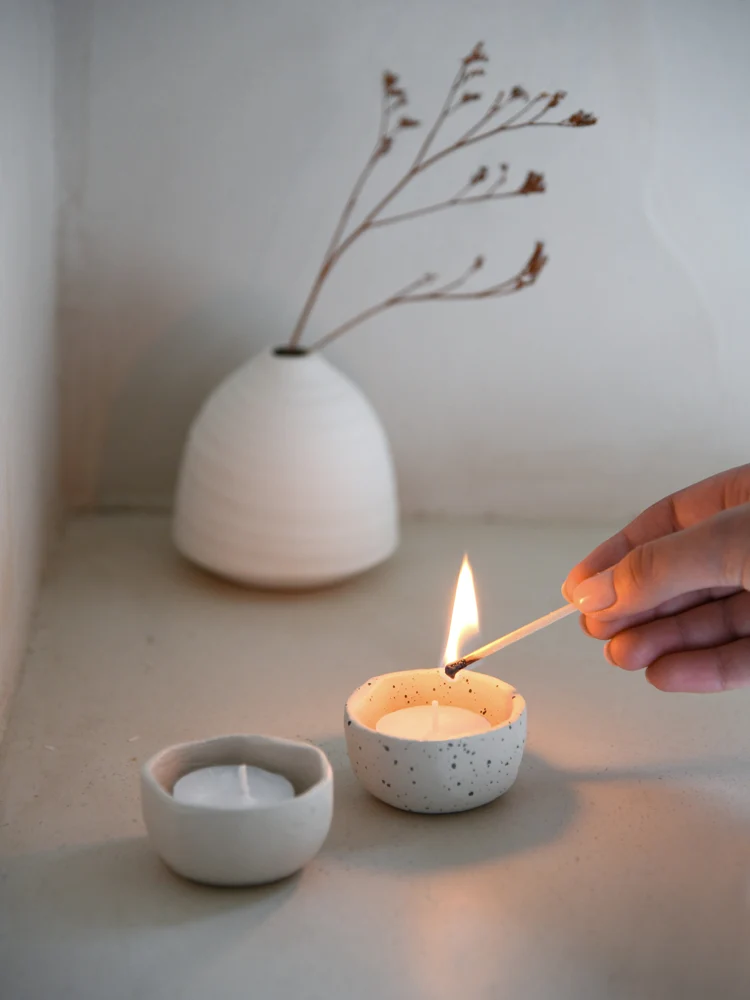 Leeff Tealight Holder Thijmen dots