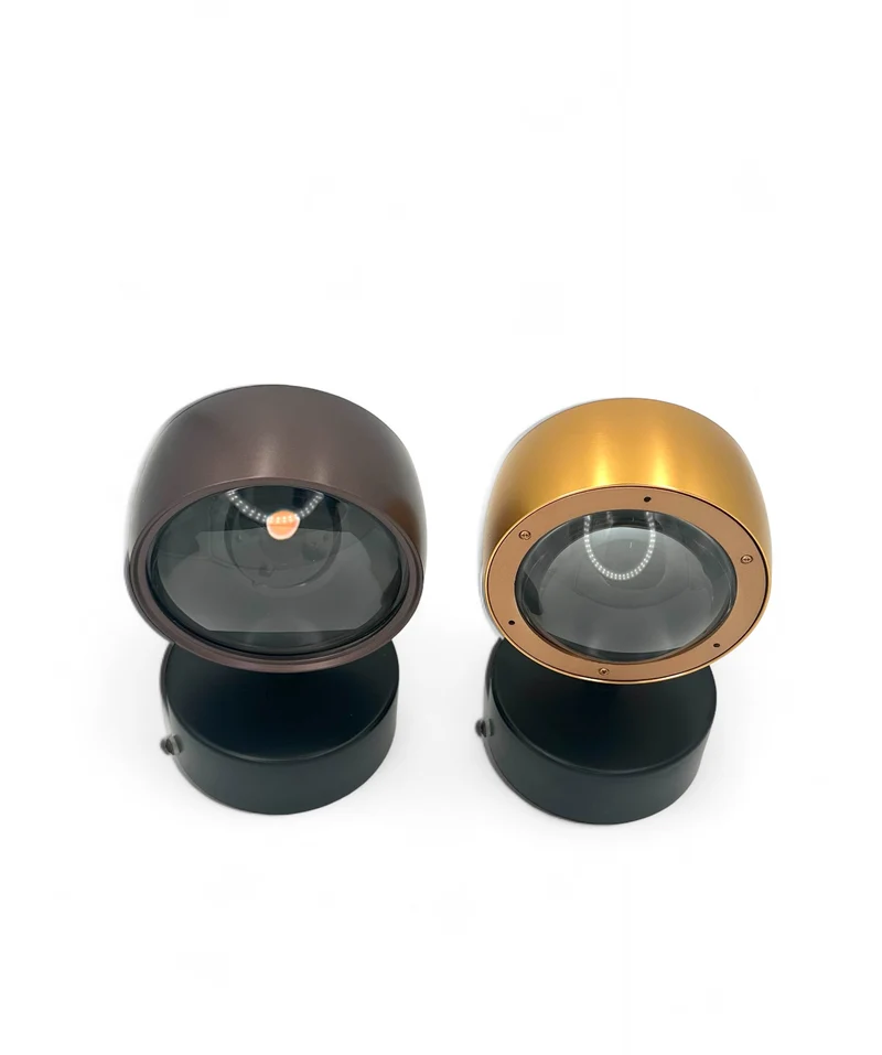 LED Wandleuchte 2*5W, 2700K, Glaslinse UP/Down, Gold matt