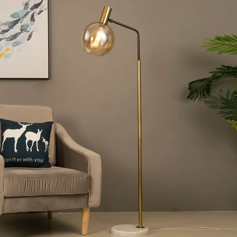 Stehlampe Nordic Reva