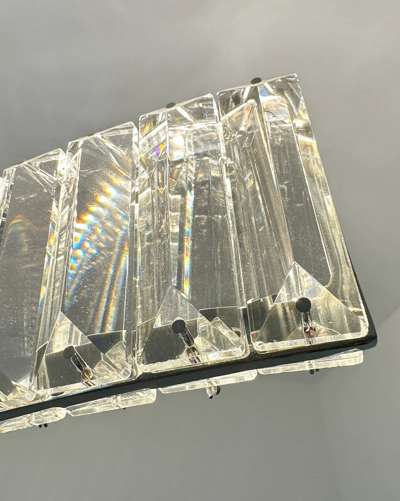 LED Pendelleuchte 28W, 2700K, Chrom, L1440, Kristall geschwungen