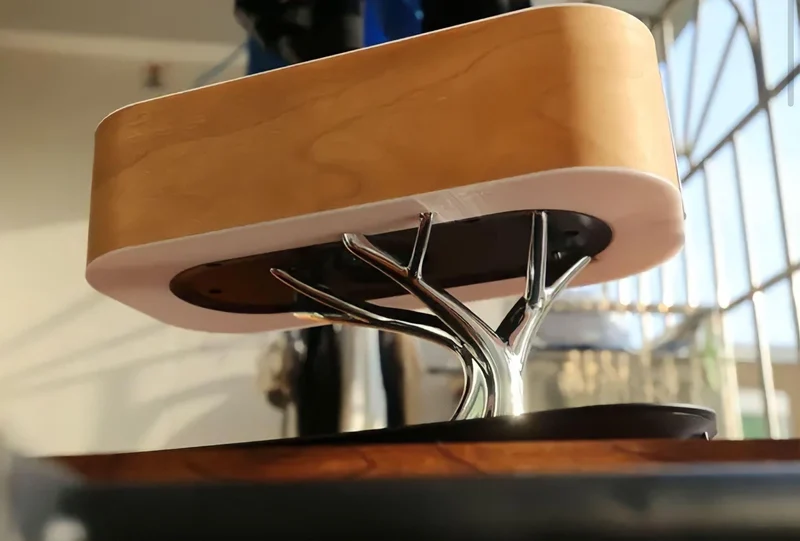 Designer Tischlampe Lautsprecher Kombi Baum-Optik