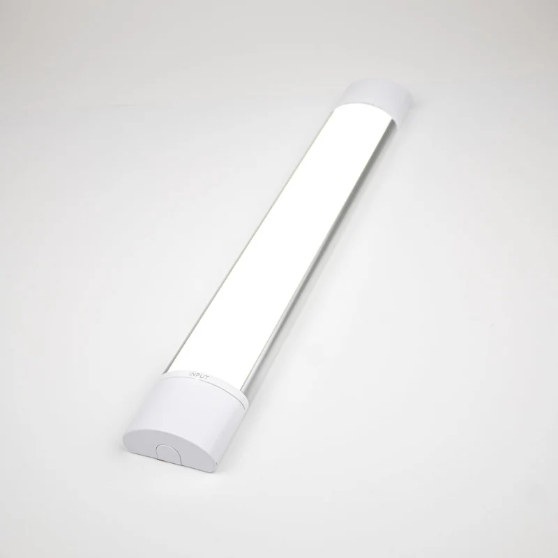 LED Wannenleuchte "Bristol", 40W, Weiß mit Sensor oder Schaltbar