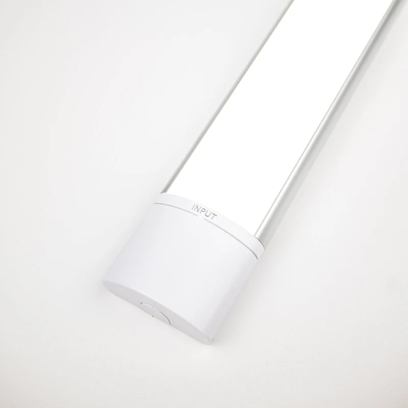 LED Wannenleuchte "Bristol", 40W, Weiß mit Sensor oder Schaltbar