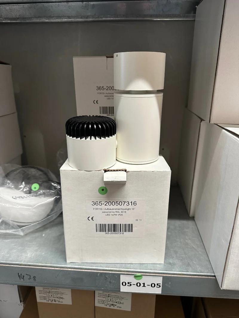 Mololuce Aufbaustrahler 7 Watt, 3000K, weiß