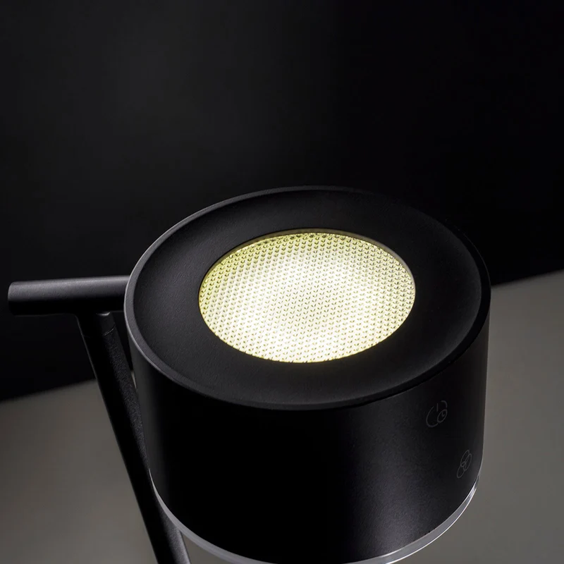 Lampada da tavolo a batteria TIMOR