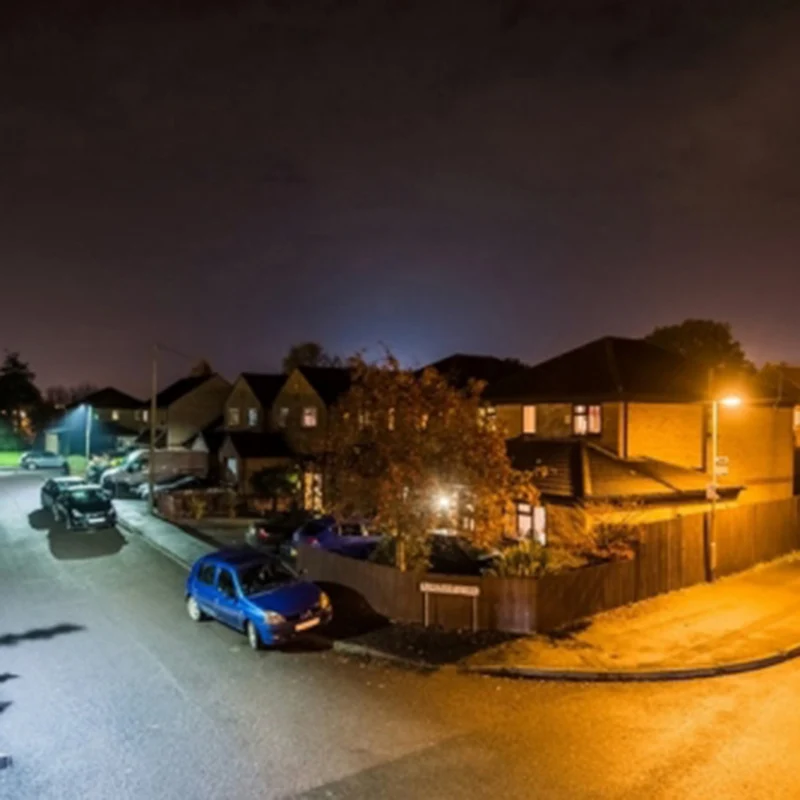 12 stycken (1 kartong) LED Gatulampa 360° 36W